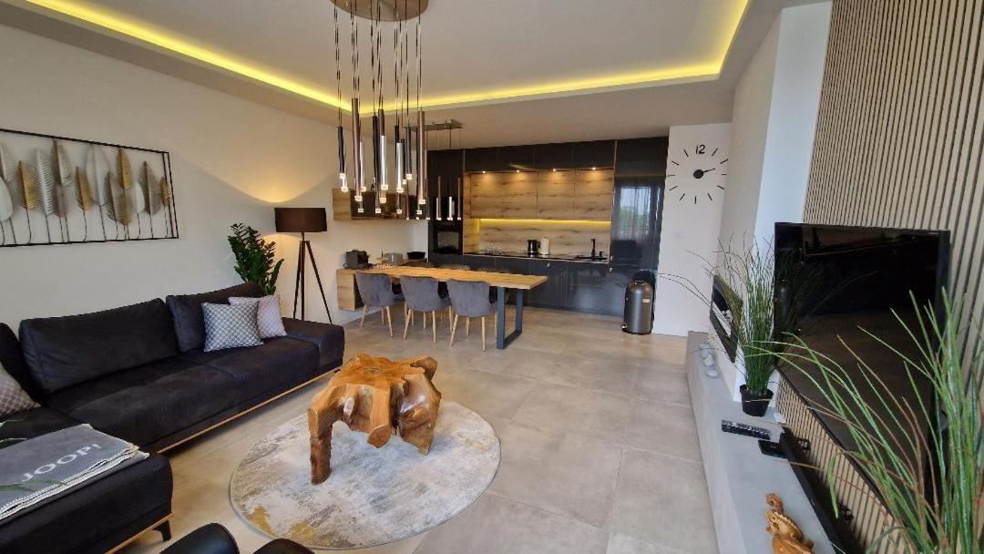 Family Resort Subotica Apartments المظهر الخارجي الصورة